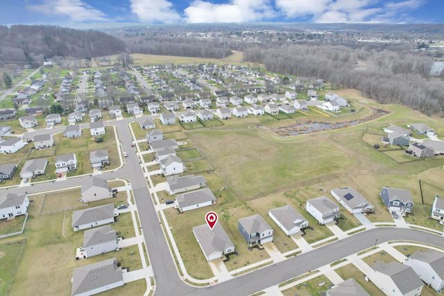 415 St James Gate, Newark, OH 43055