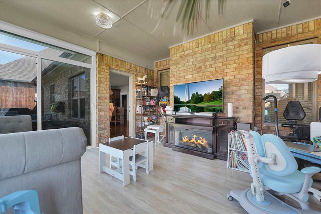 6813 SW Oakley Ave, Lawton, OK 73505