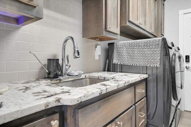 6813 SW Oakley Ave, Lawton, OK 73505