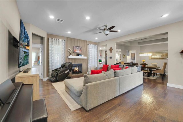 6813 SW Oakley Ave, Lawton, OK 73505