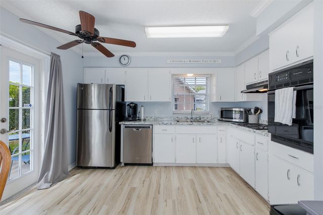 6651 TIMBERCOVE LANE, New Port Richey, FL 34653