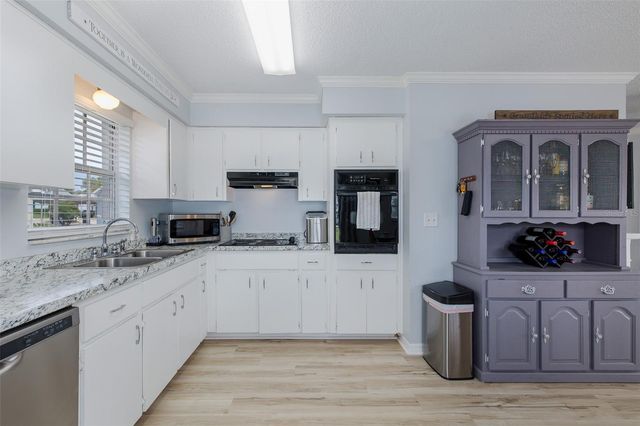 6651 TIMBERCOVE LANE, New Port Richey, FL 34653