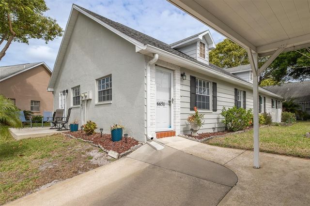 6651 TIMBERCOVE LANE, New Port Richey, FL 34653