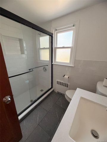 133 Elm Street 2nd Floor, Valley Stream, NY 11580