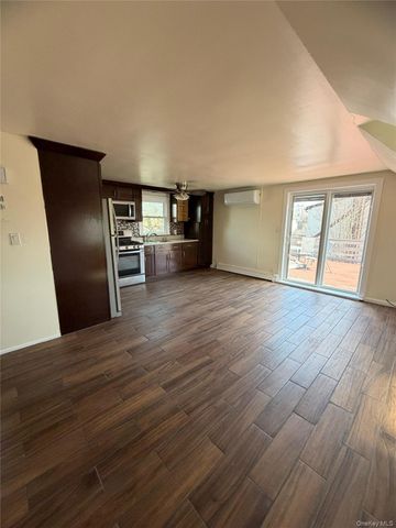 133 Elm Street 2nd Floor, Valley Stream, NY 11580