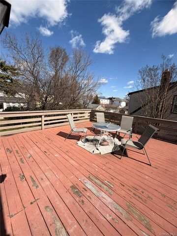 133 Elm Street 2nd Floor, Valley Stream, NY 11580