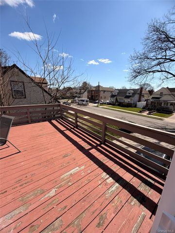 133 Elm Street 2nd Floor, Valley Stream, NY 11580