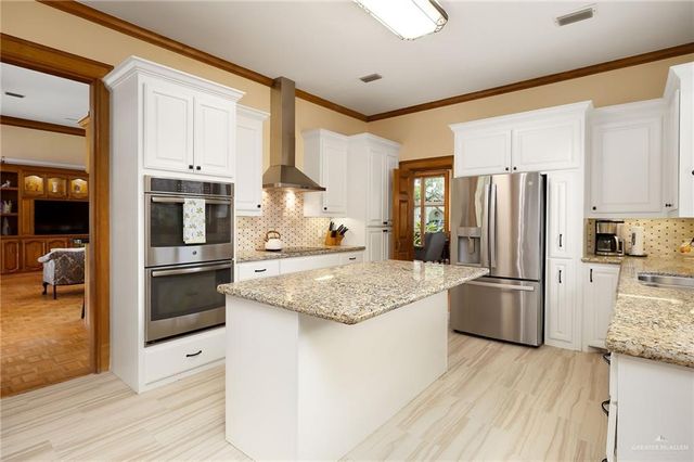 1401 Shay Lane, Edinburg, TX 78539