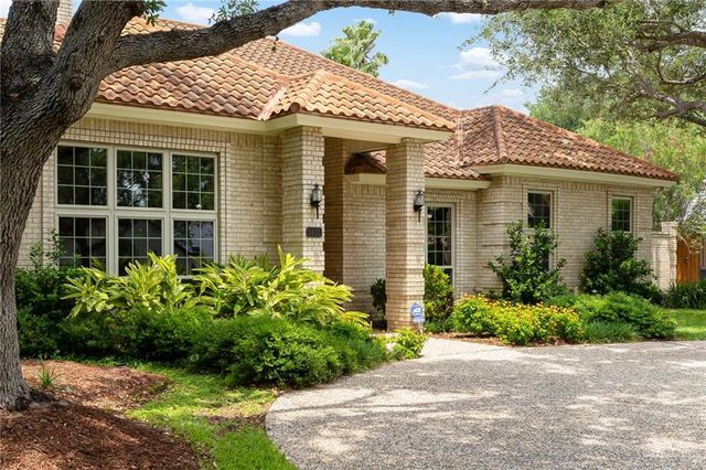 1401 Shay Lane, Edinburg, TX 78539
