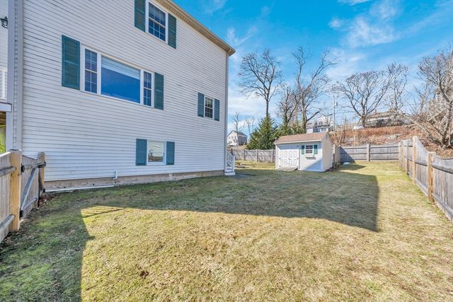 4 Bass St, Beverly, MA 01915