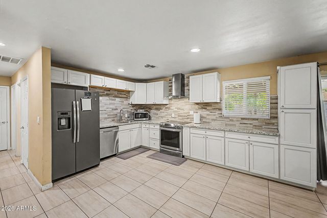 515 E VISTA DEL CERRO Drive, Tempe, AZ 85281