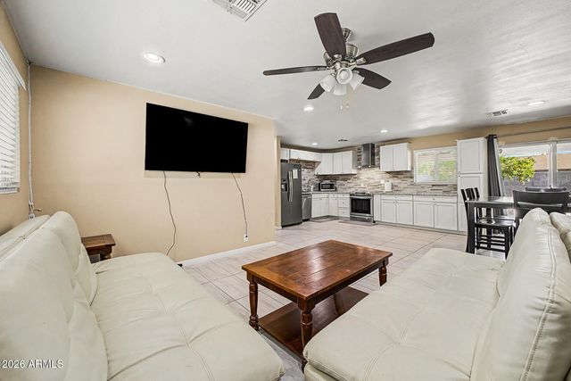 515 E VISTA DEL CERRO Drive, Tempe, AZ 85281