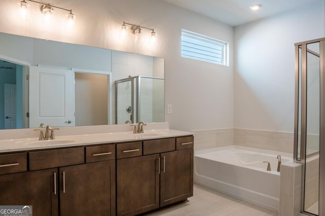 136 Creekside Court, Griffin, GA 30223