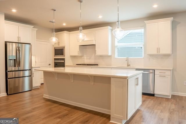 136 Creekside Court, Griffin, GA 30223