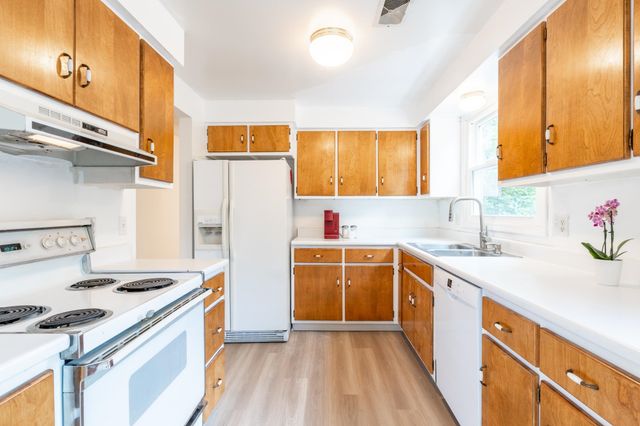 3325 Chelmsford Place, Fort Wayne, IN 46815
