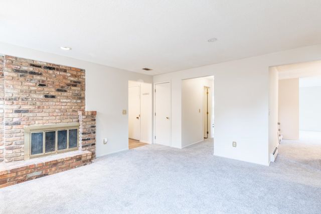 3325 Chelmsford Place, Fort Wayne, IN 46815