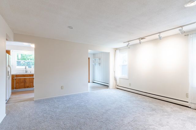 3325 Chelmsford Place, Fort Wayne, IN 46815