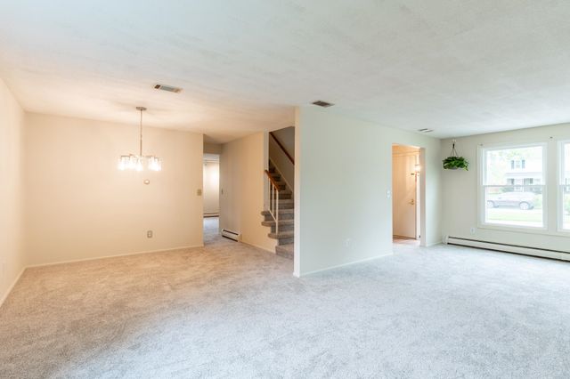 3325 Chelmsford Place, Fort Wayne, IN 46815