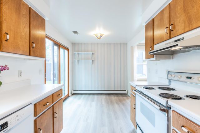 3325 Chelmsford Place, Fort Wayne, IN 46815
