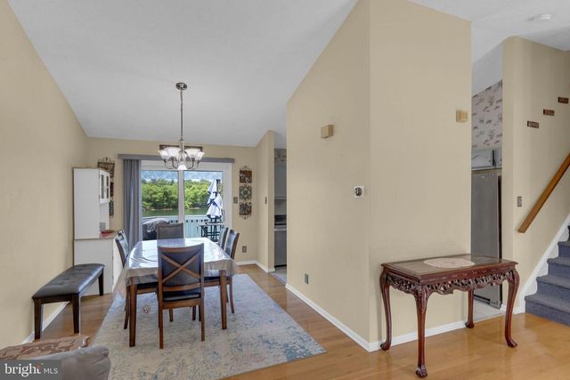 38 HAMILTON LAKES DR, Hamilton, NJ 08619