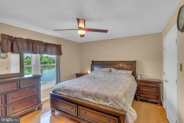 38 HAMILTON LAKES DR, Hamilton, NJ 08619