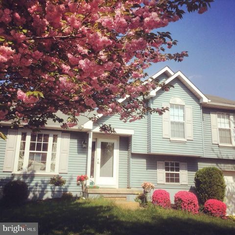 38 HAMILTON LAKES DR, Hamilton, NJ 08619