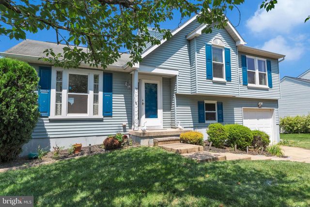 38 HAMILTON LAKES DR, Hamilton, NJ 08619