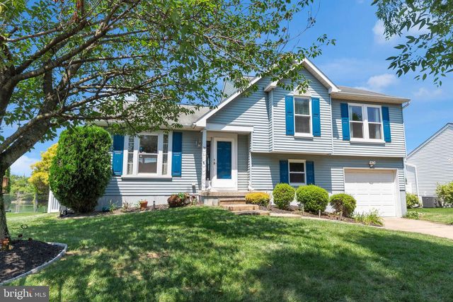 38 HAMILTON LAKES DR, Hamilton, NJ 08619