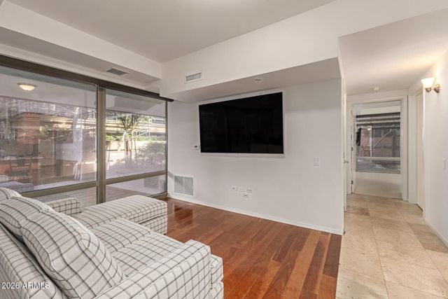 7151 E RANCHO VISTA Drive 1006, Scottsdale, AZ 85251