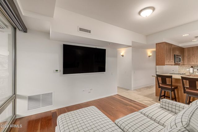 7151 E RANCHO VISTA Drive 1006, Scottsdale, AZ 85251