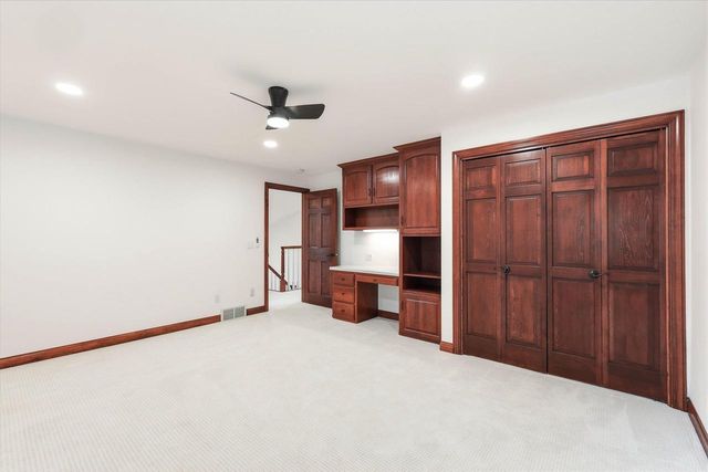 59 BRENTWOOD LANE, Appleton, WI 54915