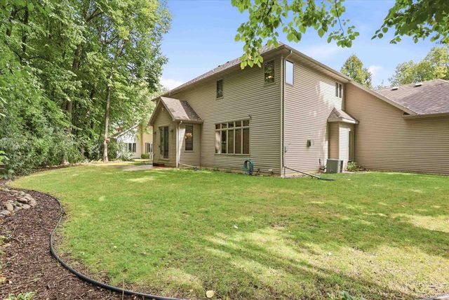 59 BRENTWOOD LANE, Appleton, WI 54915