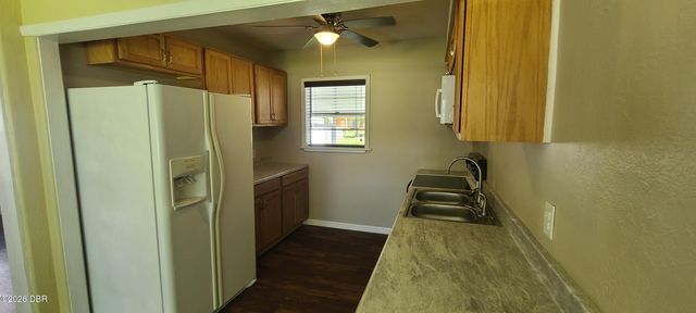 921 S Palmetto Avenue, Daytona Beach, FL 32114