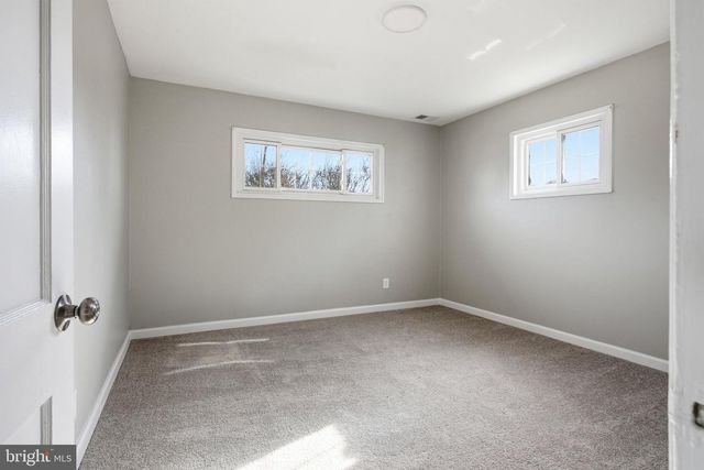 1011 MONTGOMERY RD, Wilmington, DE 19805