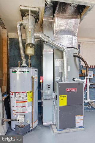 1011 MONTGOMERY RD, Wilmington, DE 19805