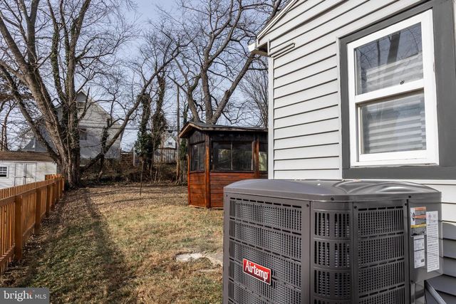 1011 MONTGOMERY RD, Wilmington, DE 19805