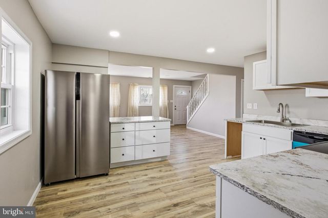 1011 MONTGOMERY RD, Wilmington, DE 19805