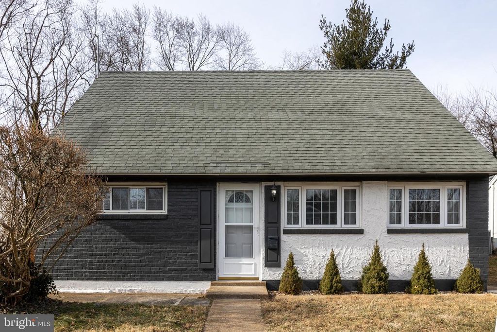 1011 MONTGOMERY RD, Wilmington, DE 19805