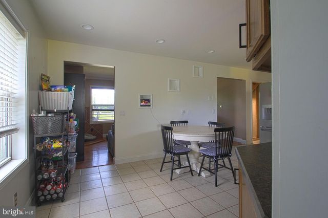 112 W UNION ST, Richlandtown, PA 18955