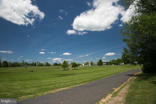 112 W UNION ST, Richlandtown, PA 18955