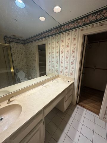 1509 University Drive, Arlington, TX 76013