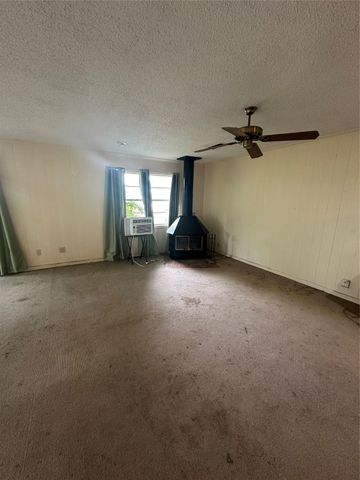 1509 University Drive, Arlington, TX 76013