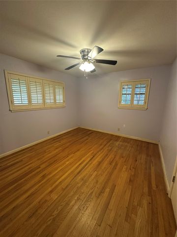 1509 University Drive, Arlington, TX 76013