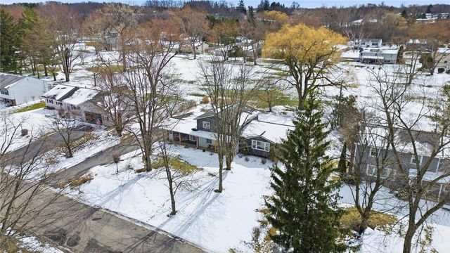 93 Parkmeadow Drive, Henrietta, NY 14534