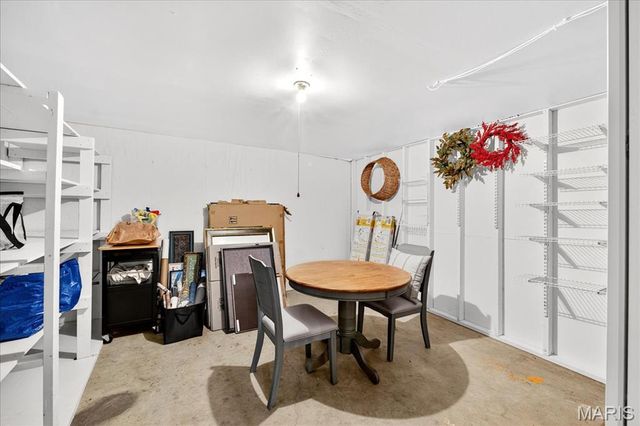 7919 Royal Arms Court 2, Crestwood, MO 63123