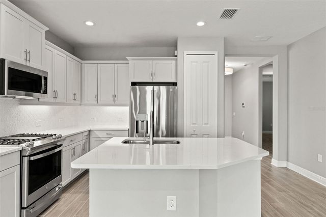 18137 FRANKLIN PARK COURT, Venice, FL 34293