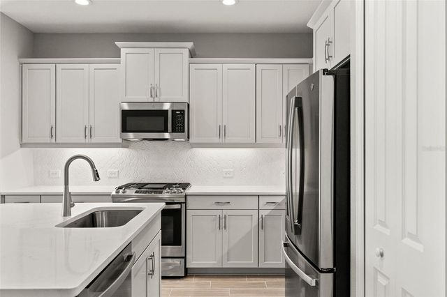 18137 FRANKLIN PARK COURT, Venice, FL 34293