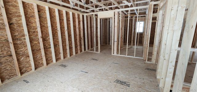 6 Mark Drive, Port Jervis, NY 12771