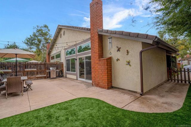 13286 Creek Park Ln, Poway, CA 92064