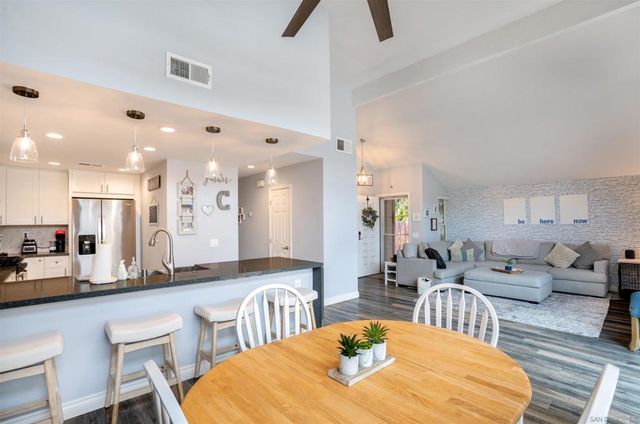 13286 Creek Park Ln, Poway, CA 92064